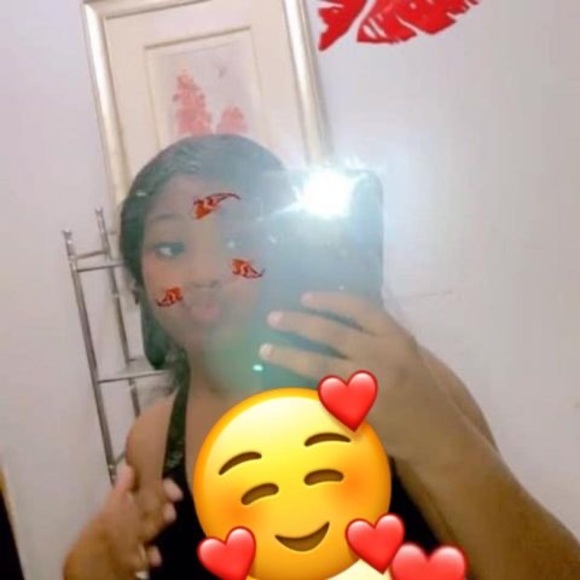 Meet your Posher, Erika - Picture 1 of 1